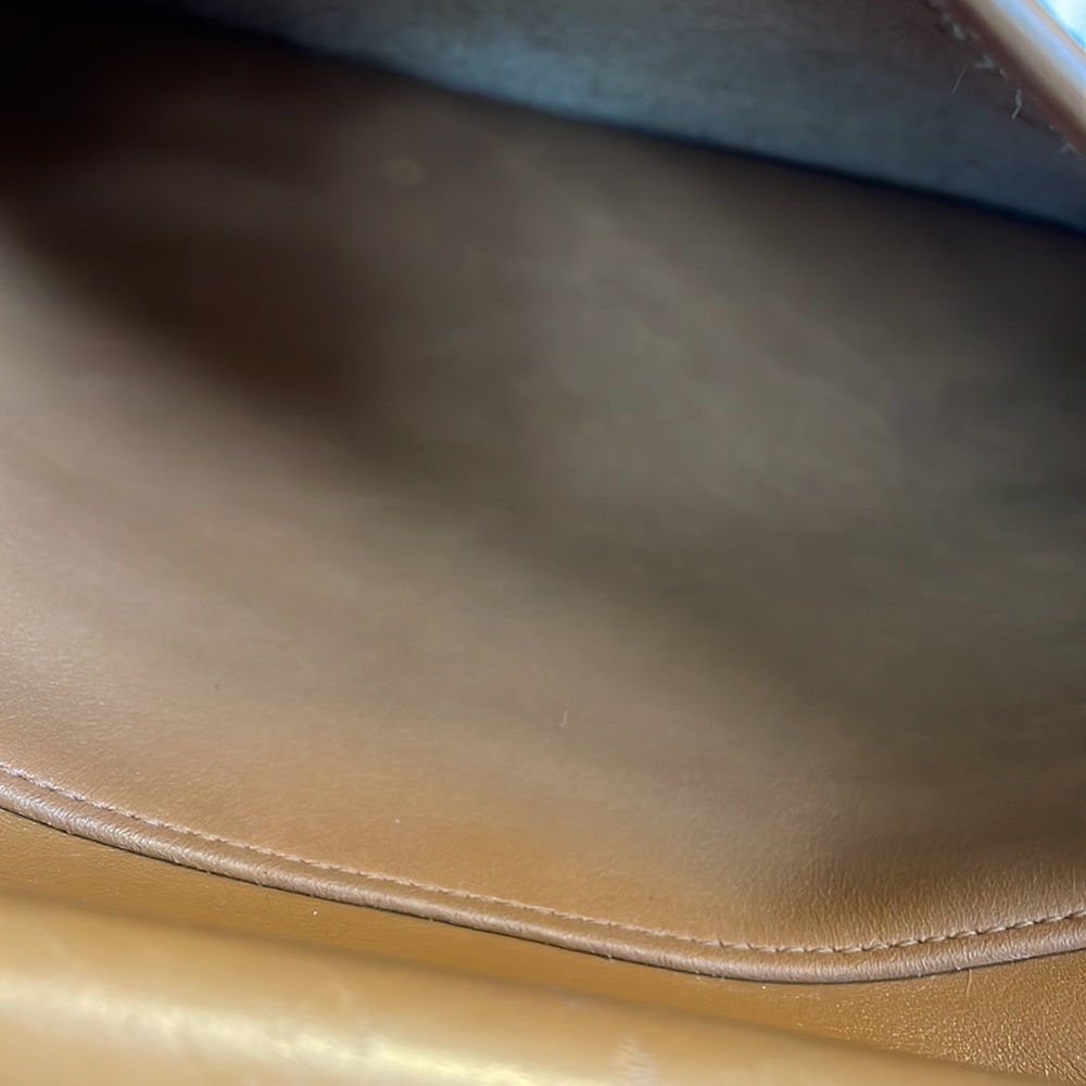 Vintage Y2K Coach Willis Camel with Nickel Hardware 9927 - Picture 12 of 16
